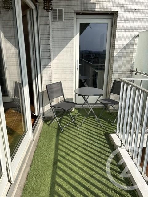 Appartement Rue Saint-Amand à Paris