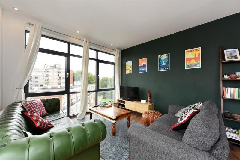 Room Copenhagen Place in Greater London