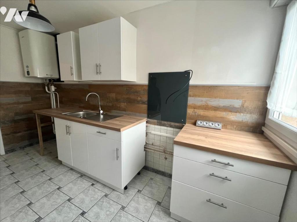 Flat Rue Guernier in Reims