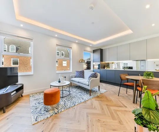 Room Gogmore Lane in Borough of Runnymede