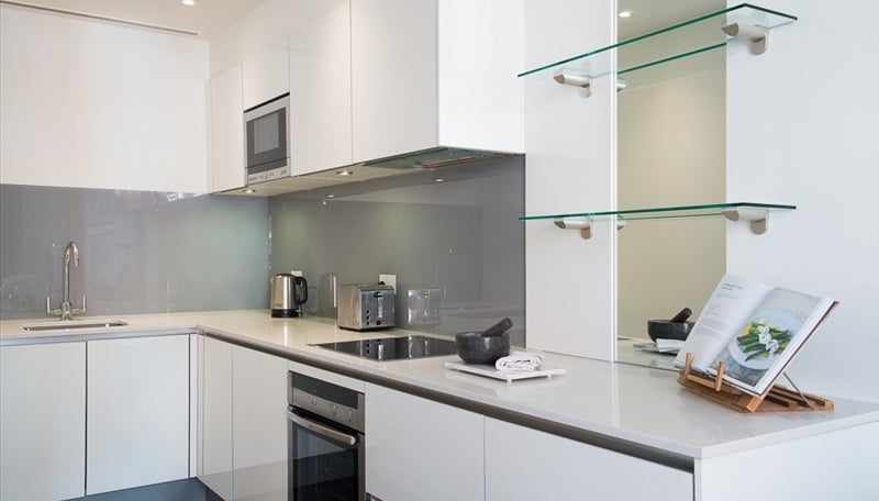 Flat Green Street in City of Westminster