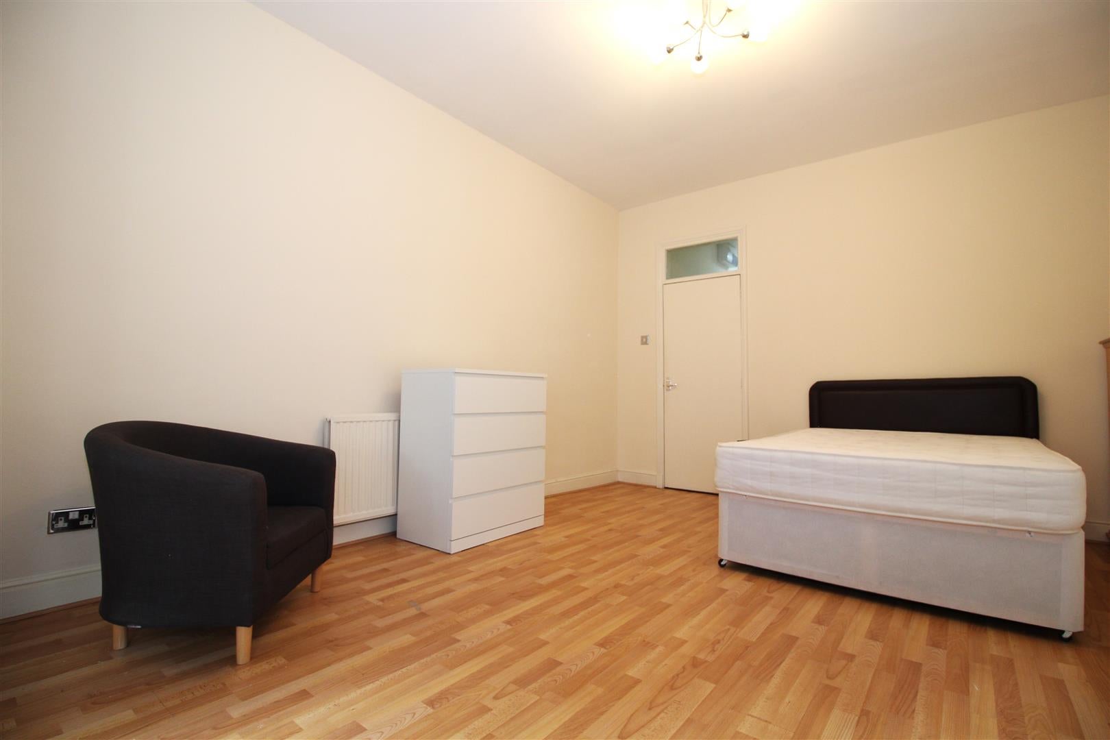 Flat Evington Road in Leicester