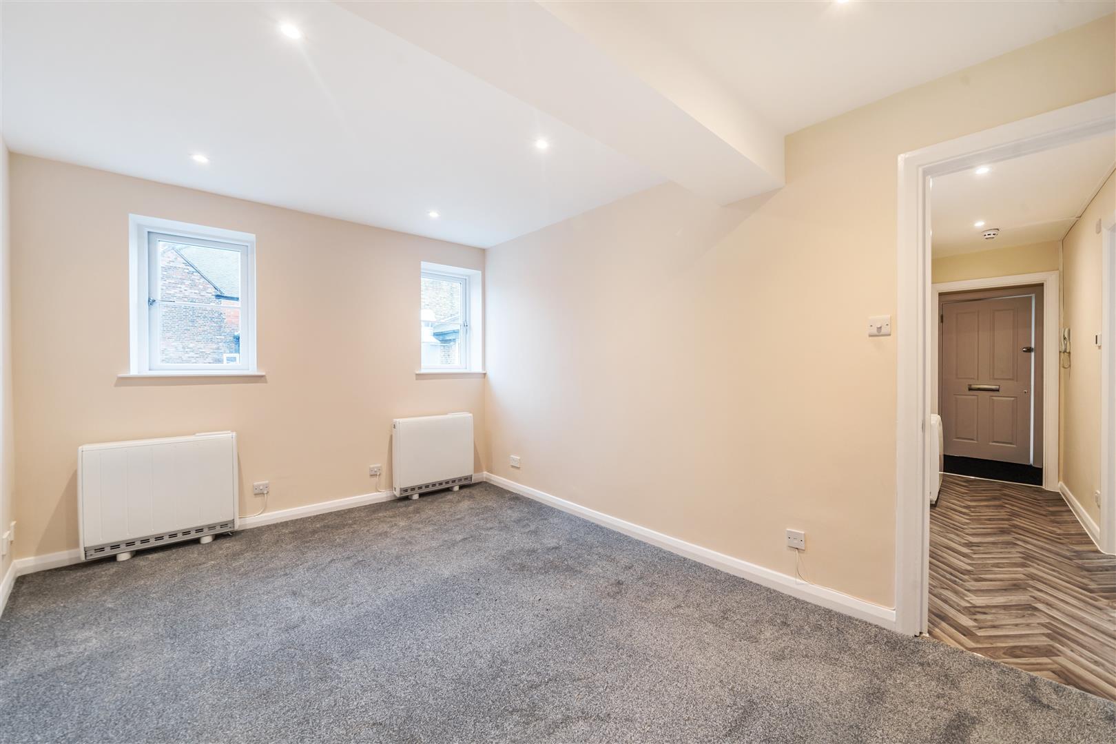 Flat Charter Quay in Greater London