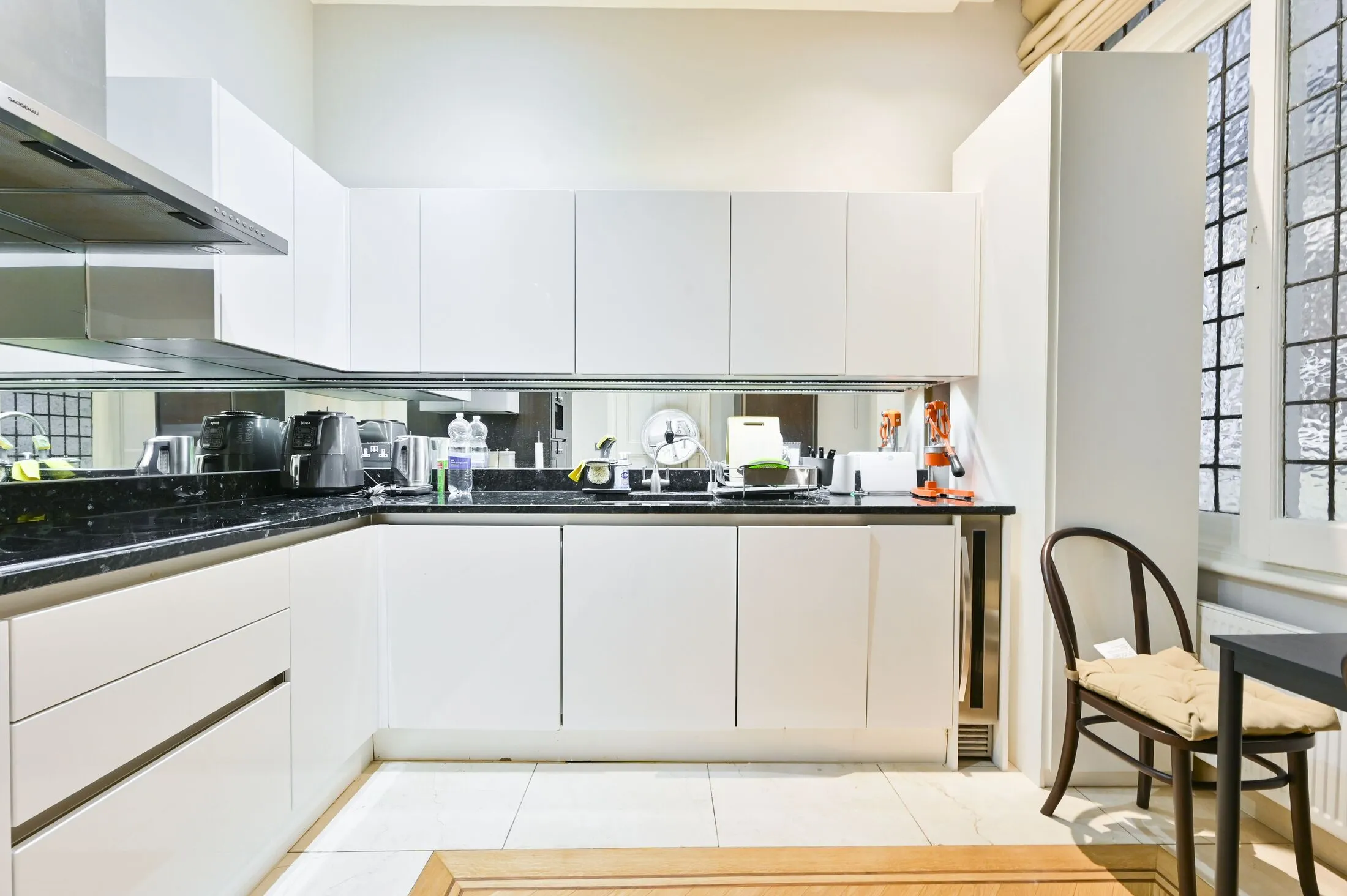 Flat Whitehall Court in City of Westminster
