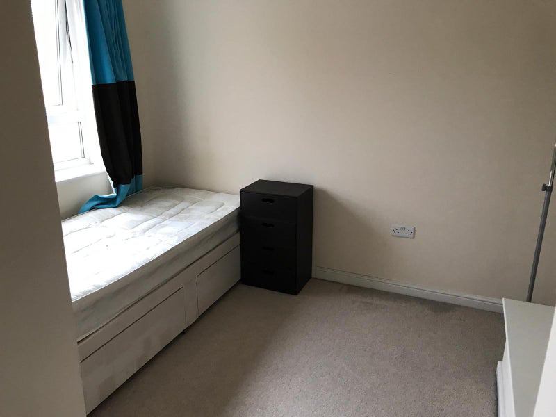 Room Kenninghall Mount in Sheffield