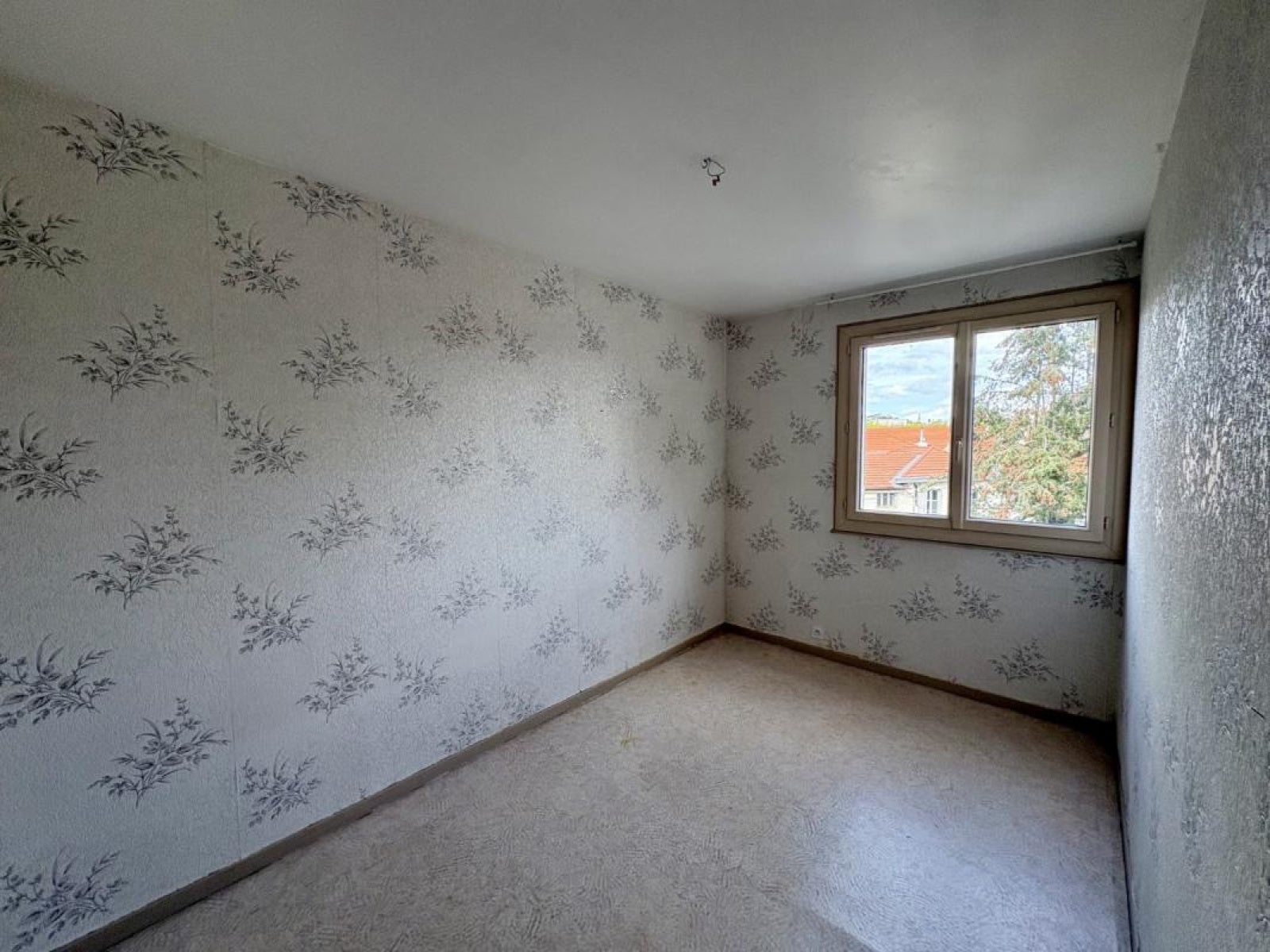 Flat Rue Antoine Chaperon in Roanne
