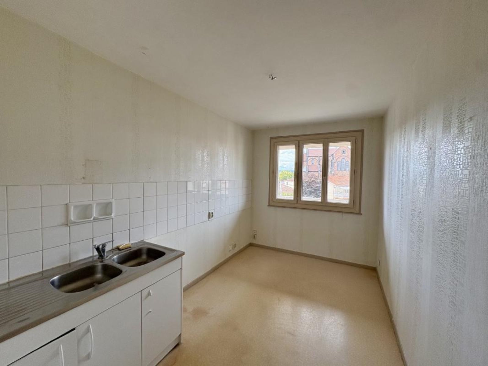 Flat Rue Antoine Chaperon in Roanne