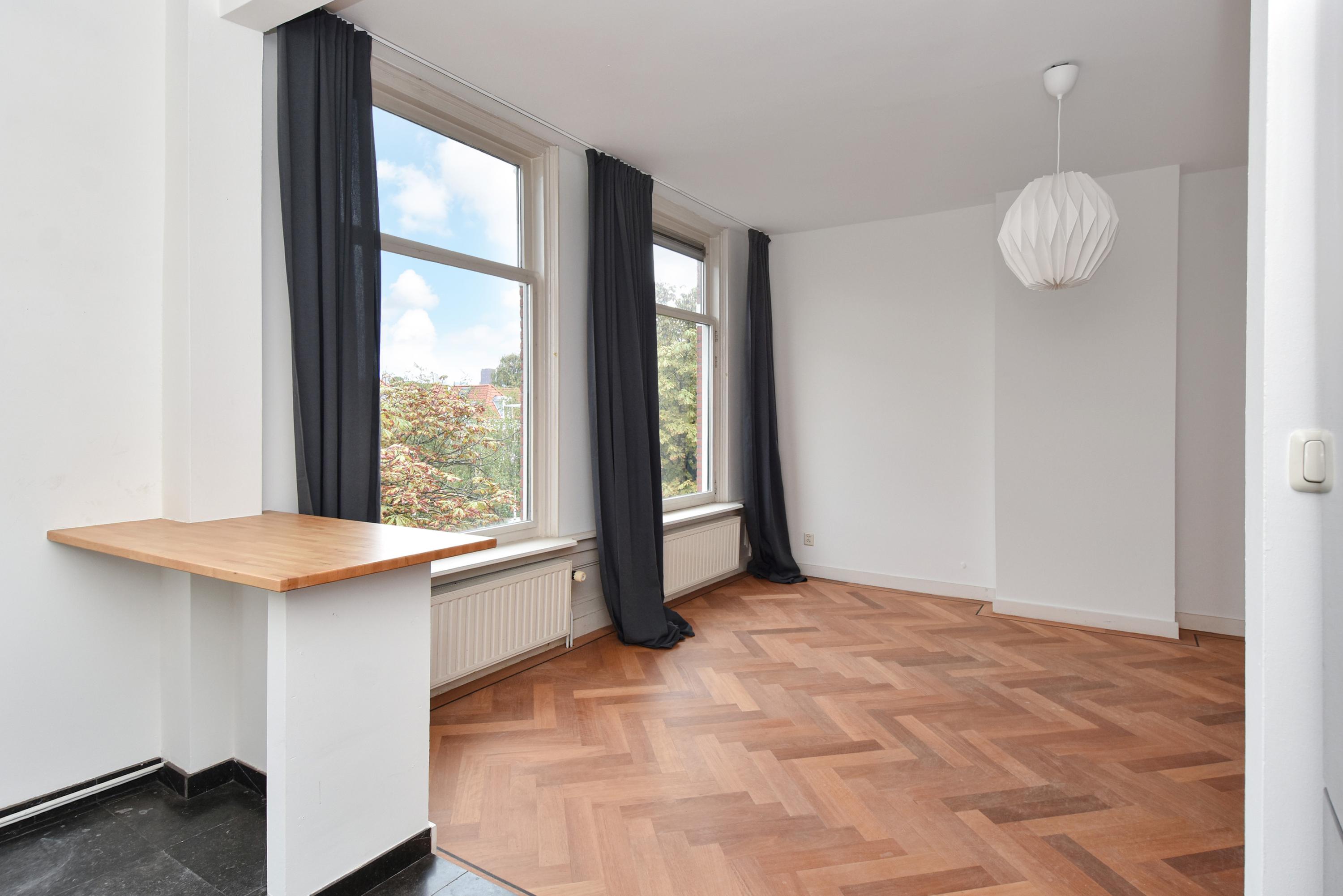 Appartement te huur: Koningin Emmakade, 'S-Gravenhage