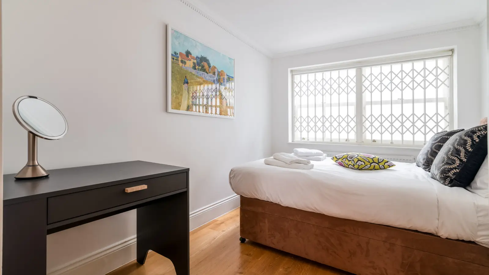 Flat Marsden Street in Greater London