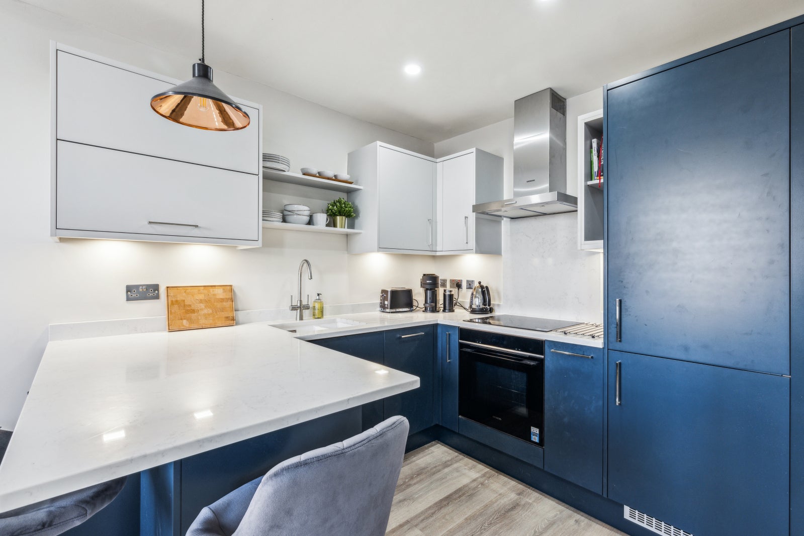 Flat Leinster Square in City of Westminster