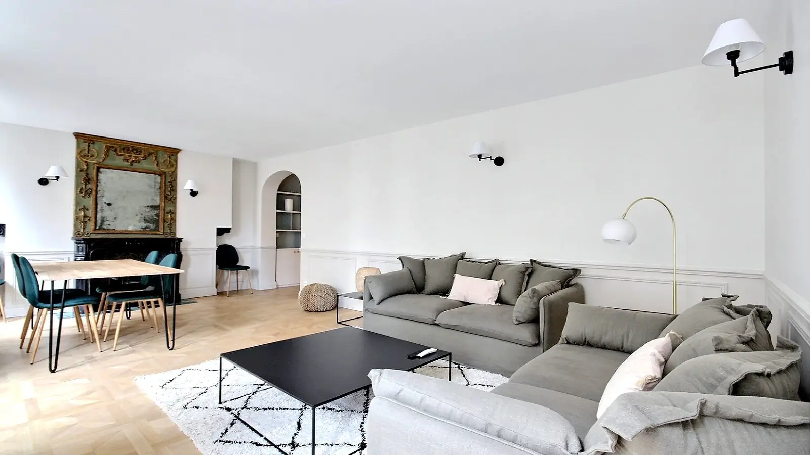 Appartement Rue Casimir Périer à Paris