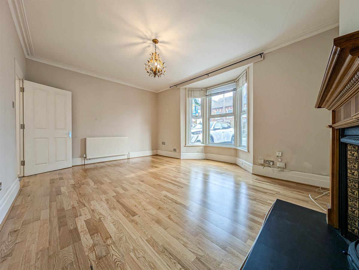 House Courthope Villas in Greater London