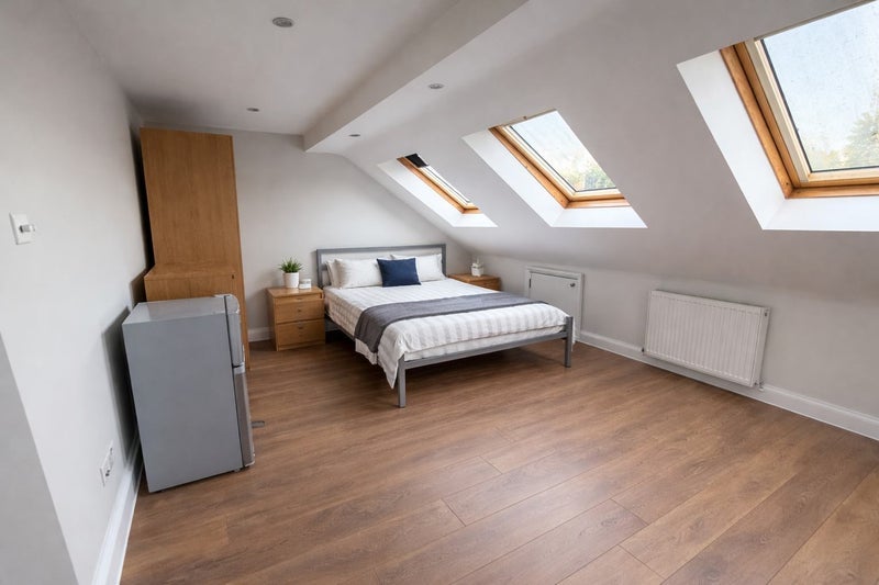 Room Orford Road in Greater London