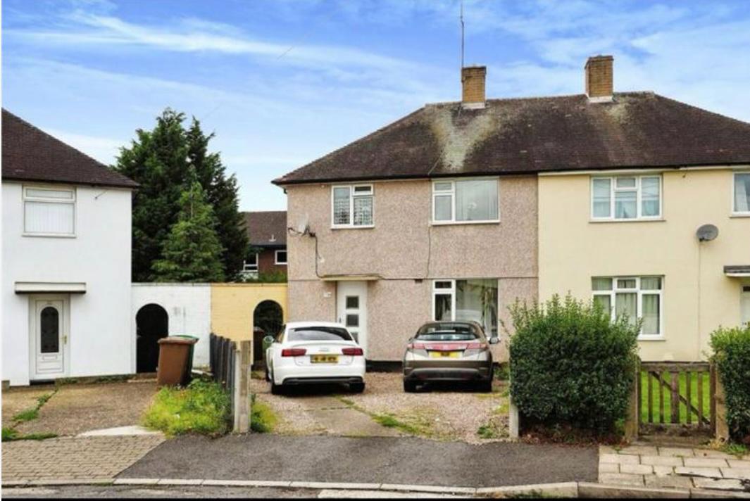 House Nottingham Court in Greater London