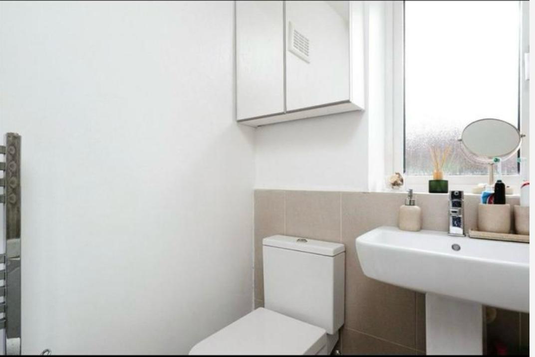 House Nottingham Court in Greater London
