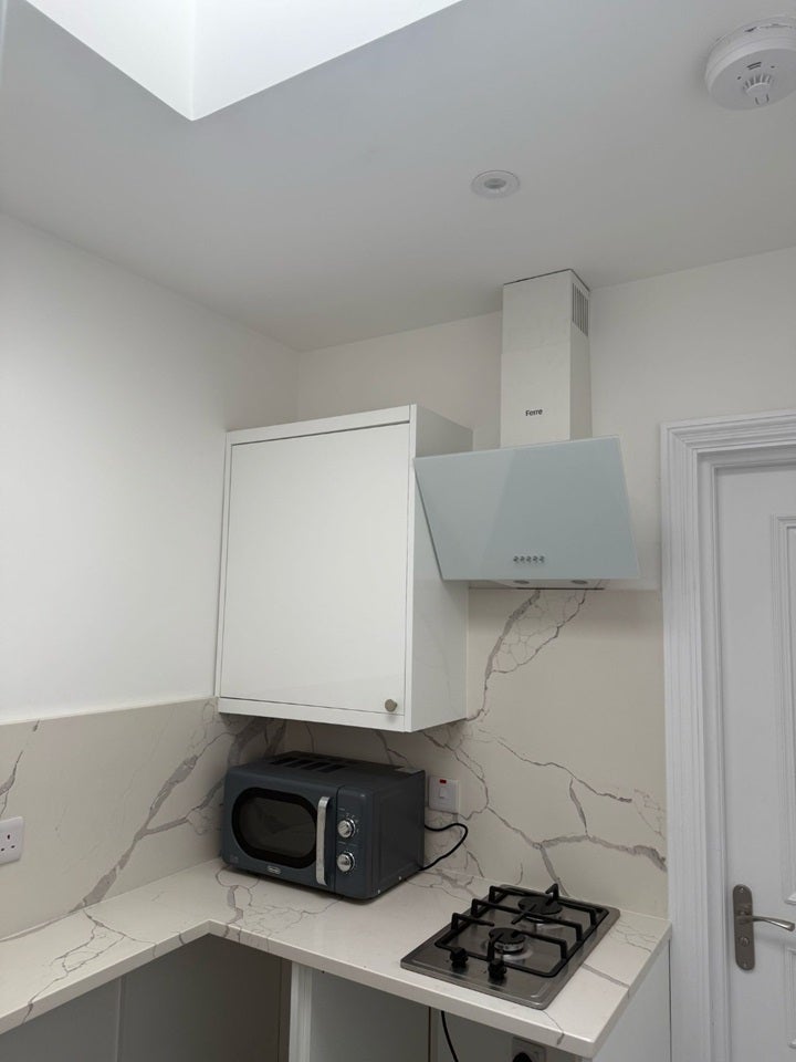 Room Hatley Avenue in Greater London