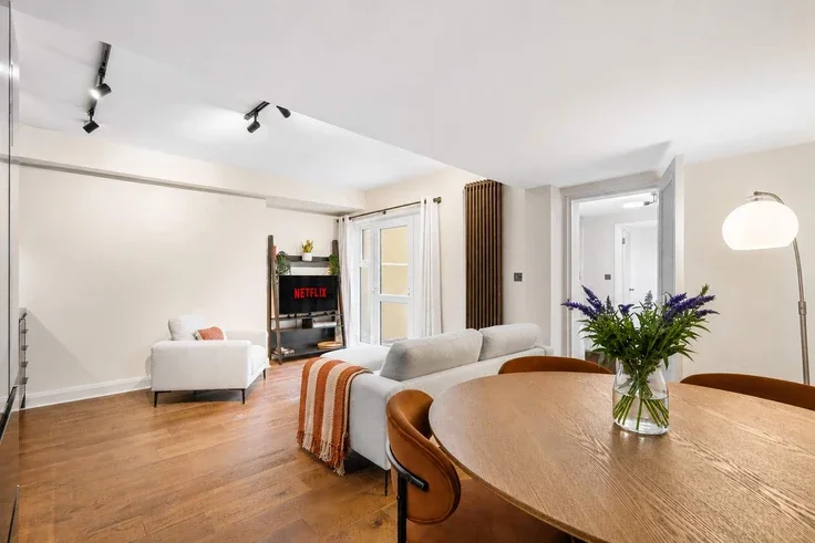 Flat Lansdowne Place in Hove