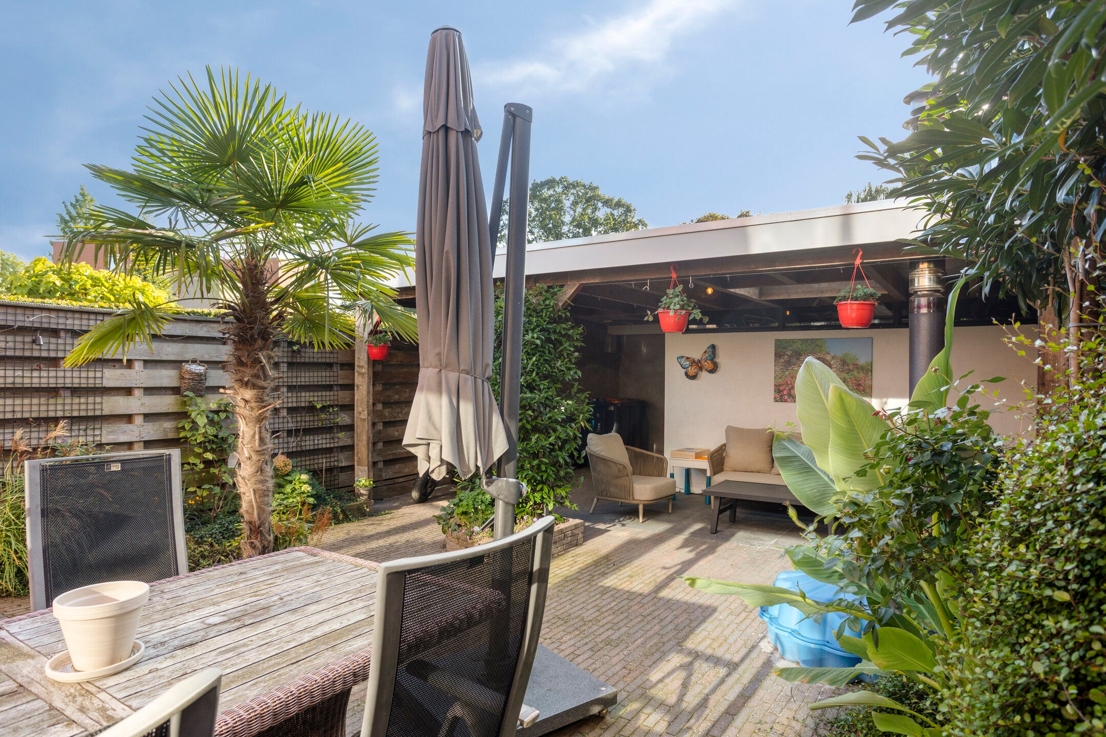 Hoekwoning te koop: Leeuwebekstraat 1, Barneveld