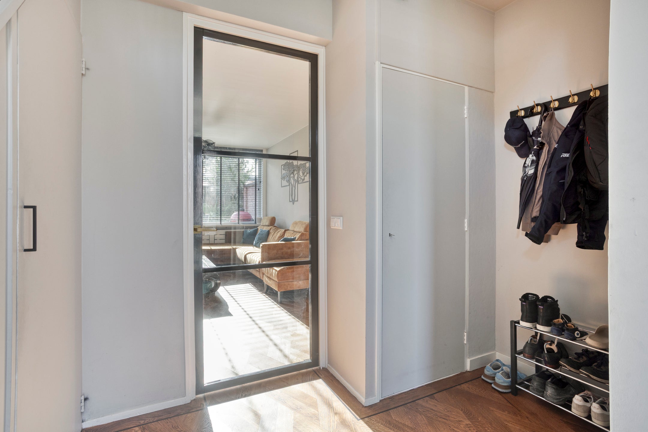 Hoekwoning te koop: Leeuwebekstraat 1, Barneveld