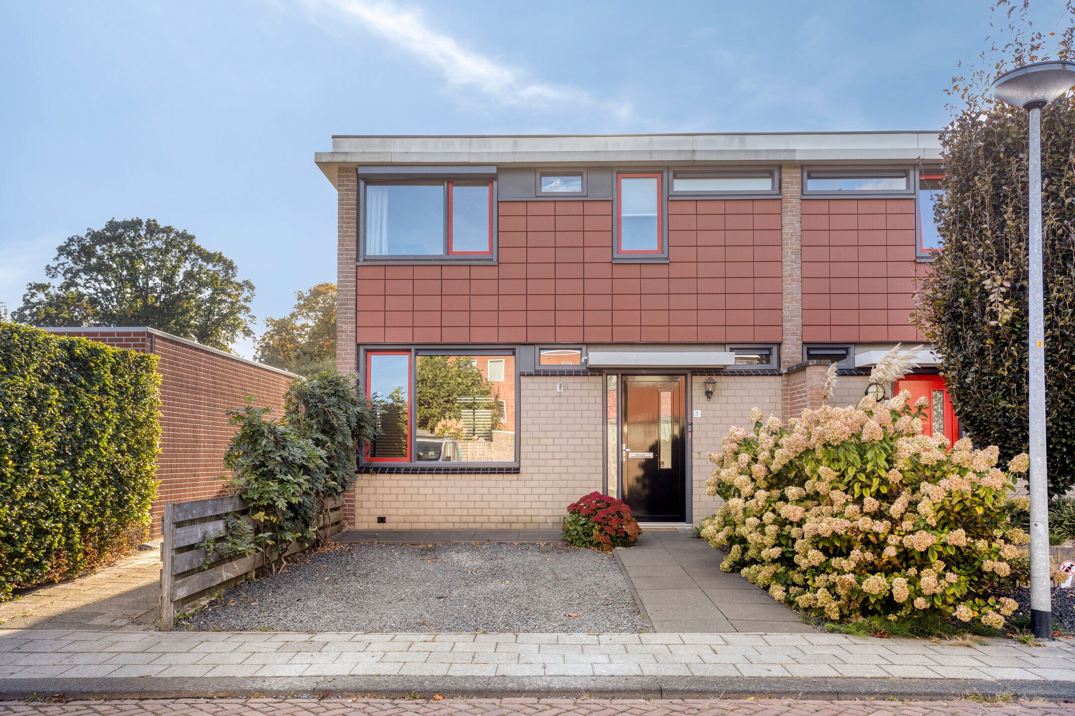 Huis Leeuwebekstraat 1 in Barneveld