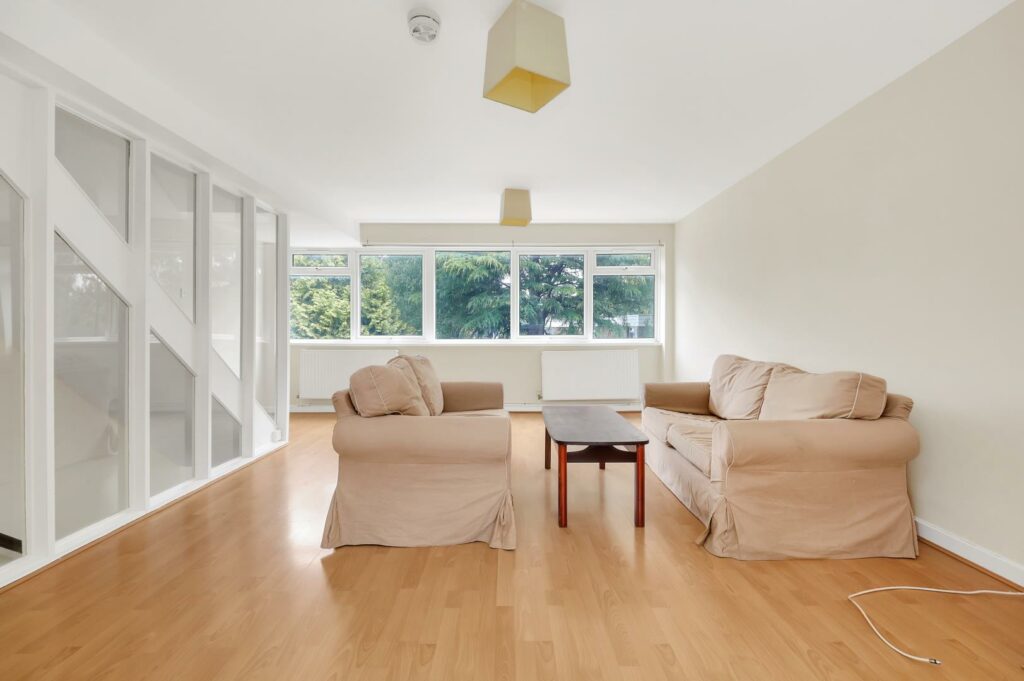 House Whiteledges in Greater London