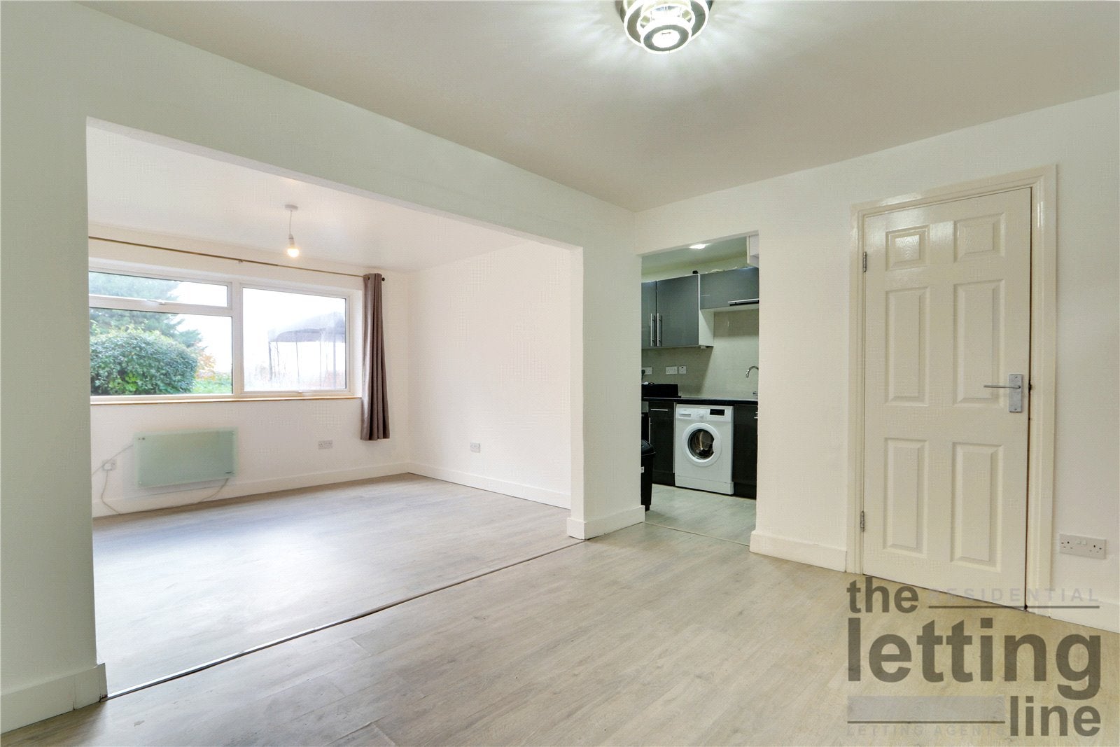 Flat Cavell Drive in Greater London