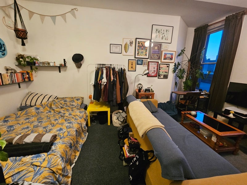Room Bethnal Green Road in Greater London