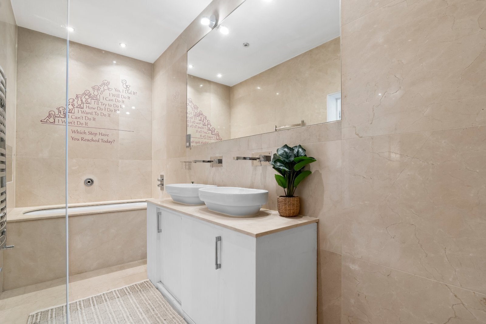Flat Draycott Place in Greater London