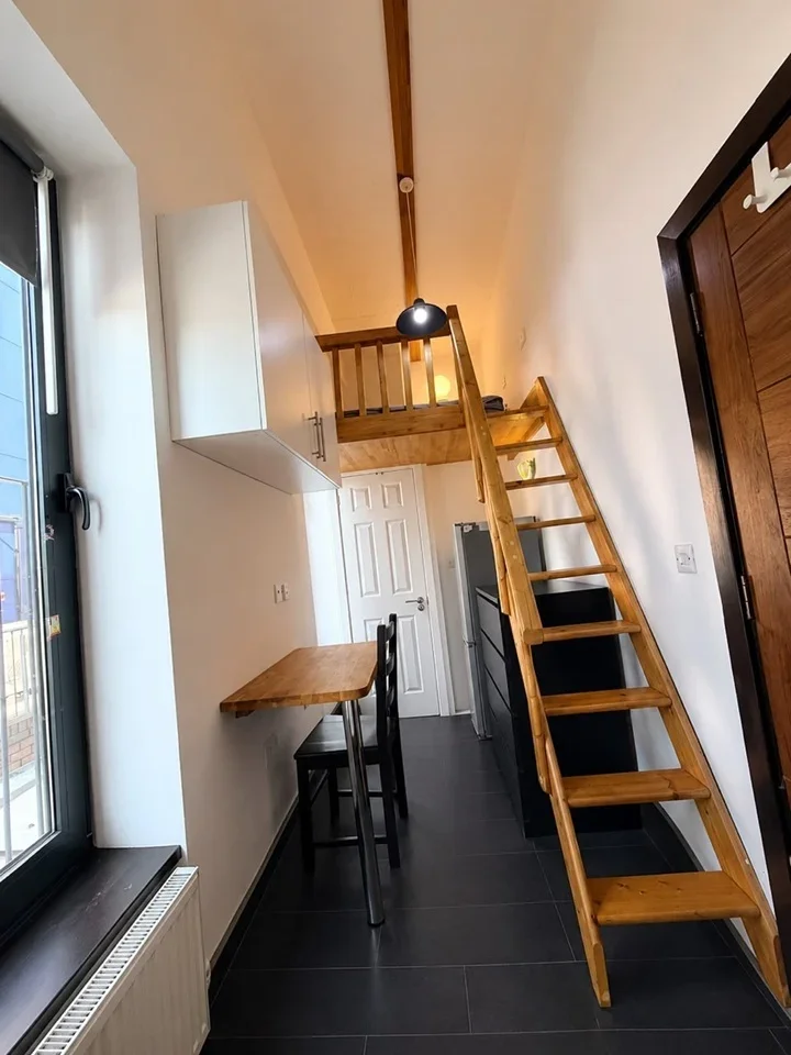 Flat Edgware Road in Greater London