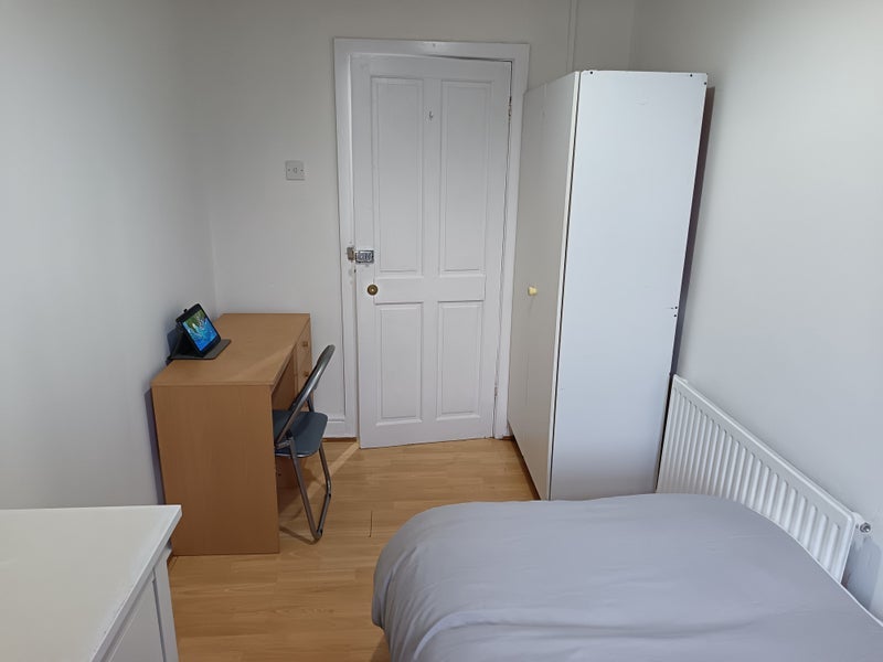 Flat Heald Place in Manchester