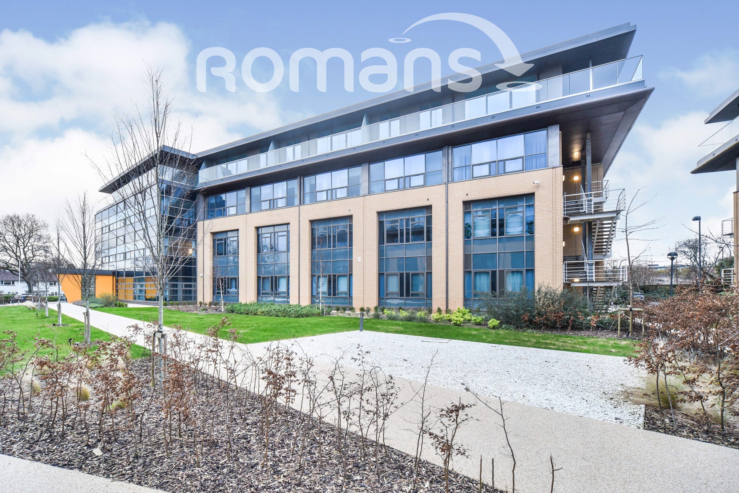 Flat Wokingham Road in Bracknell