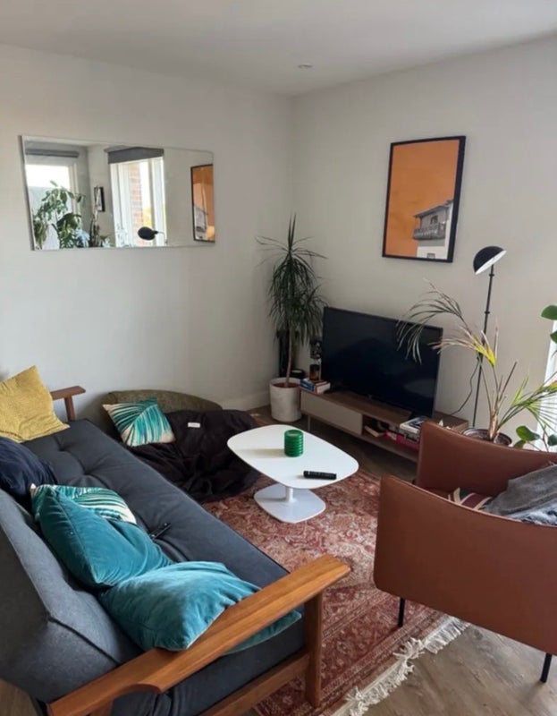 Room Tyssen Street in Greater London