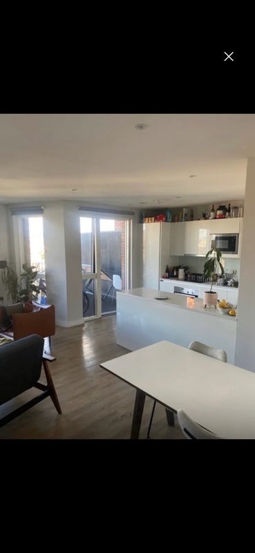 Room Tyssen Street in Greater London