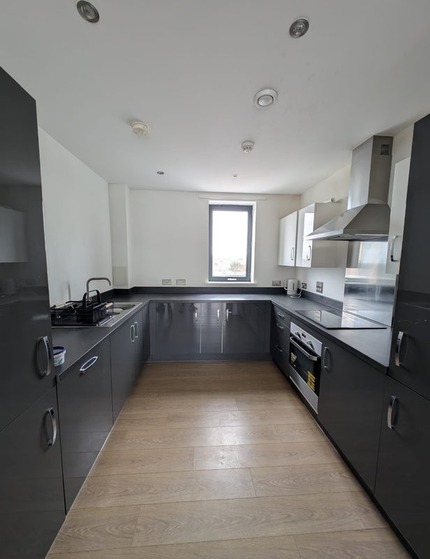 Flat Parade Gardens in Greater London