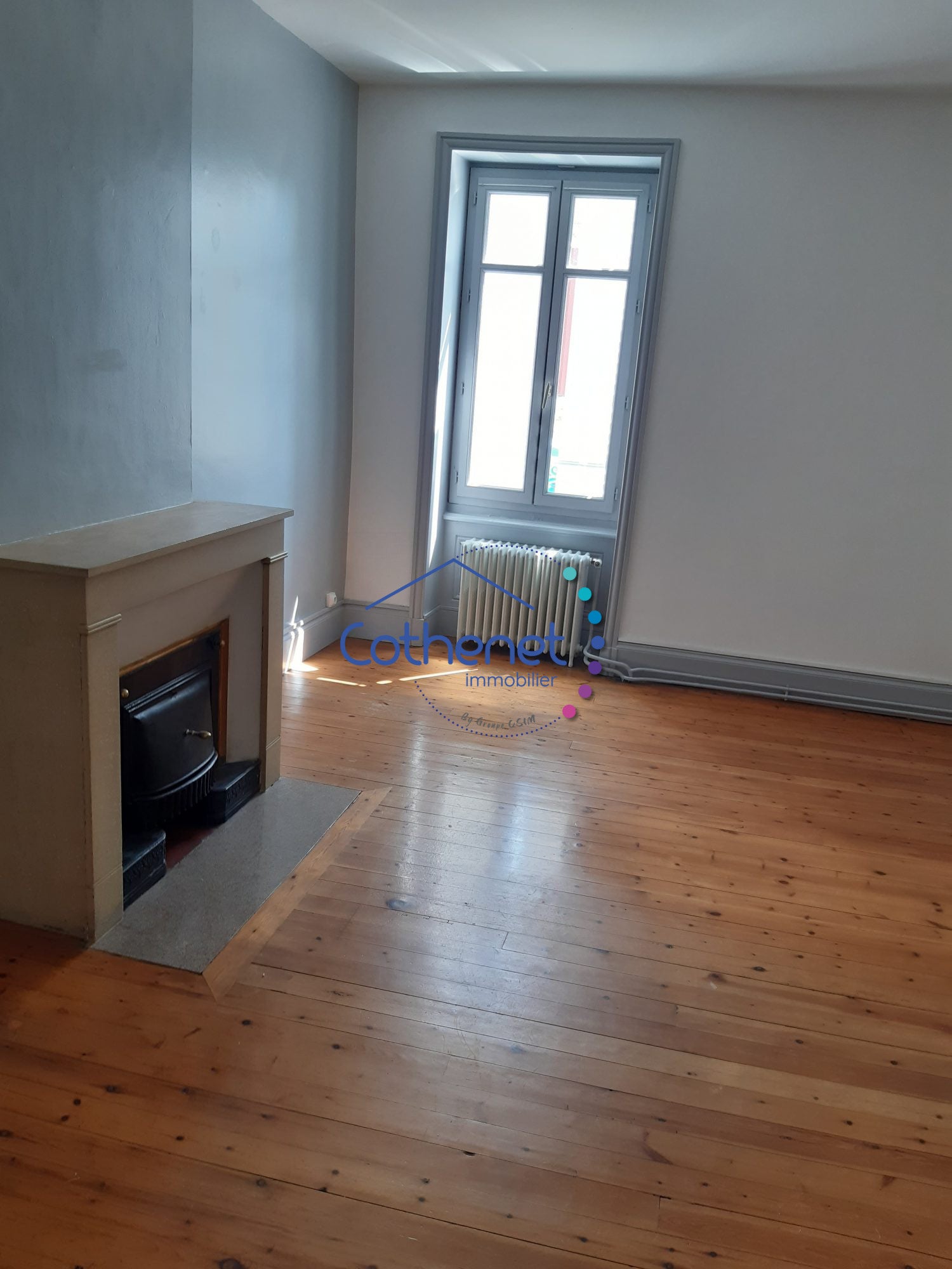 Flat Rue de Charlieu in Cours