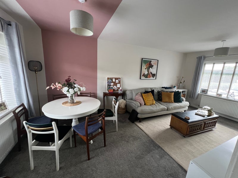 Room Broomhouse Road in West Wylam