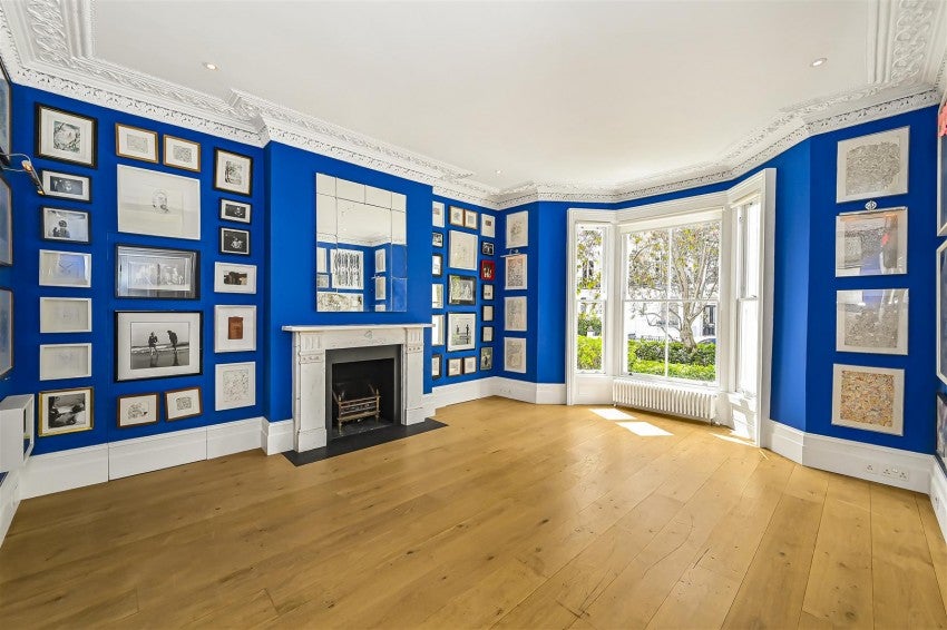 House Fernshaw Road in Greater London