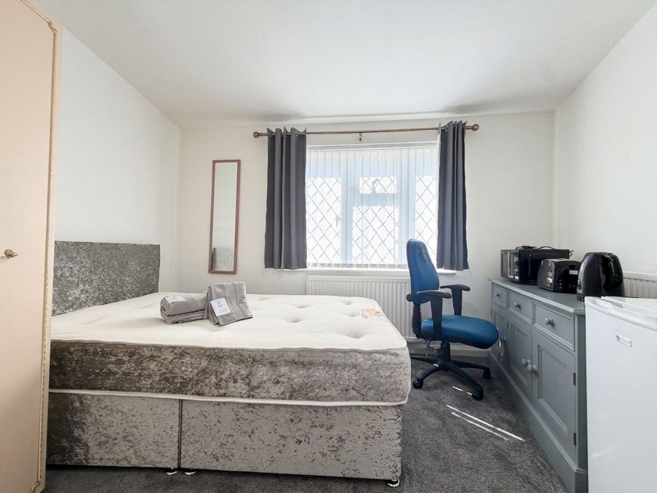 Flat West Drayton Road in Greater London