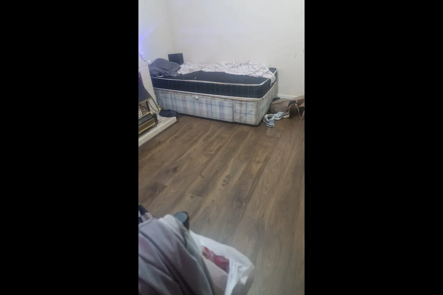Room Strone Road in Greater London