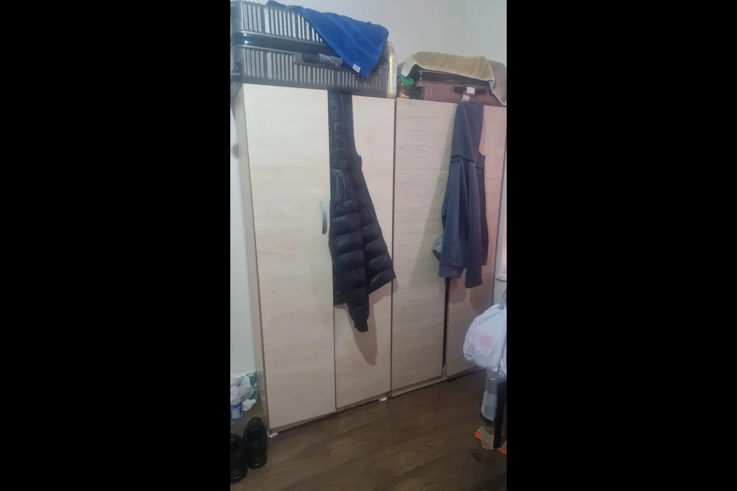 Room Strone Road in Greater London