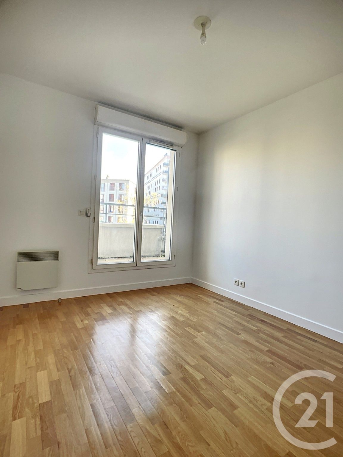 Flat Rue Maurice Champeau in Issy-les-Moulineaux