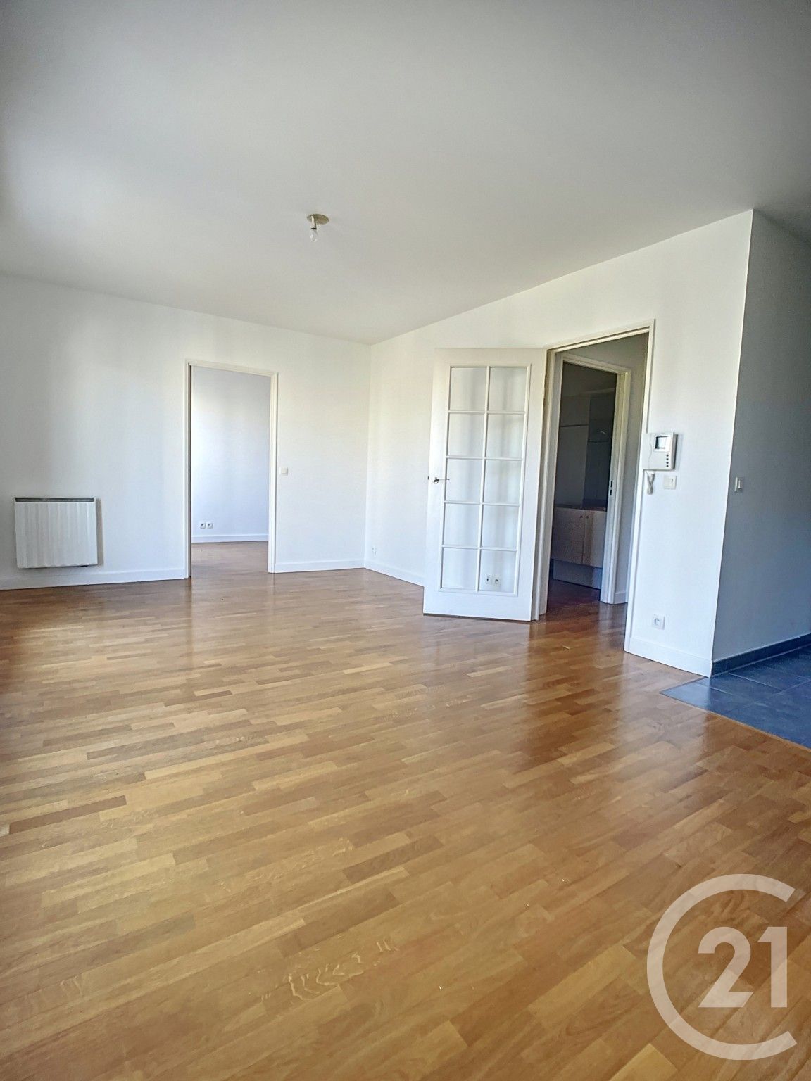Flat Rue Maurice Champeau in Issy-les-Moulineaux