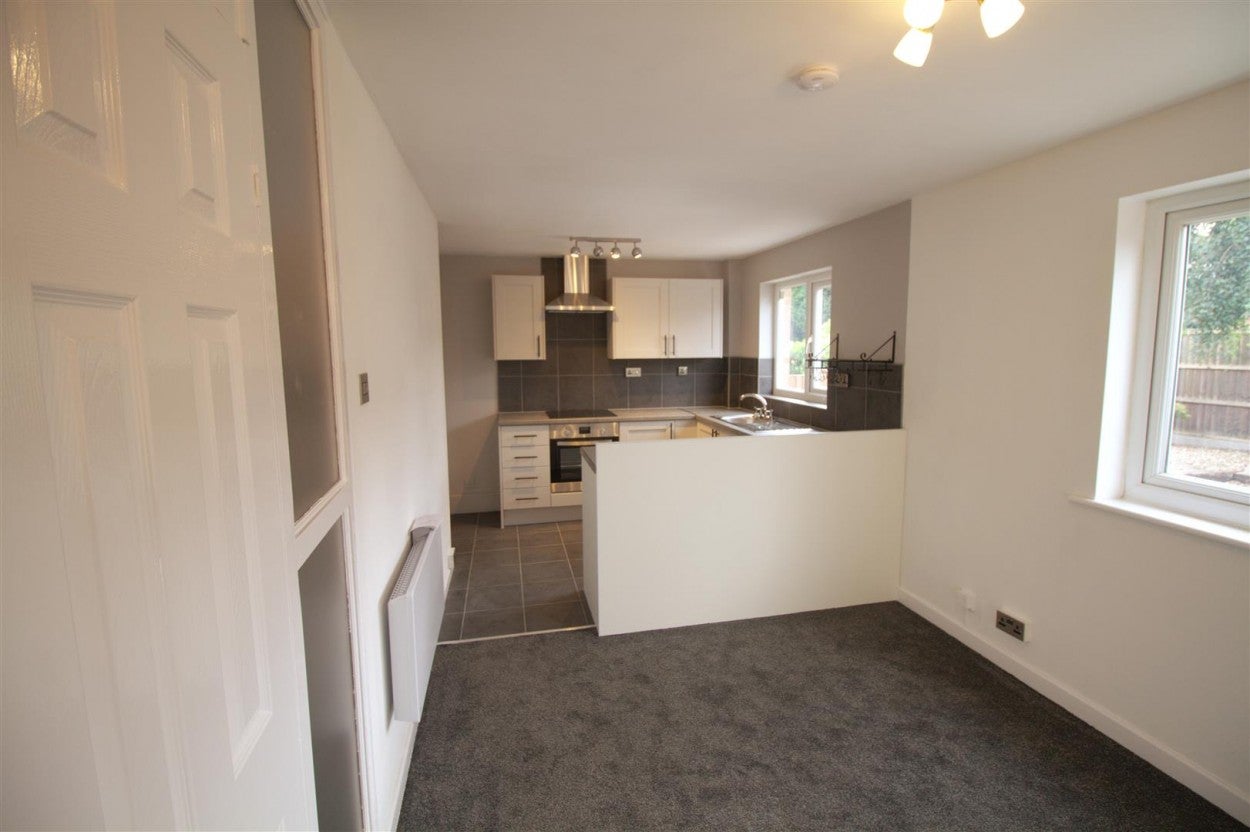 Flat Thornley Lane South in Stockport