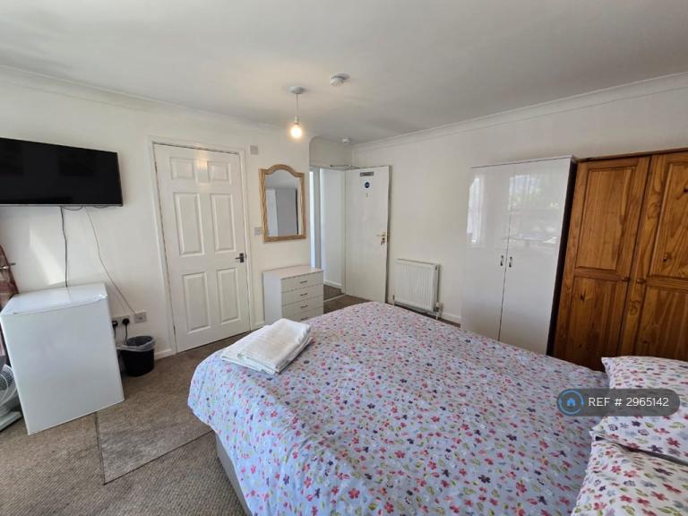 Room Holdenhurst Road in Bournemouth