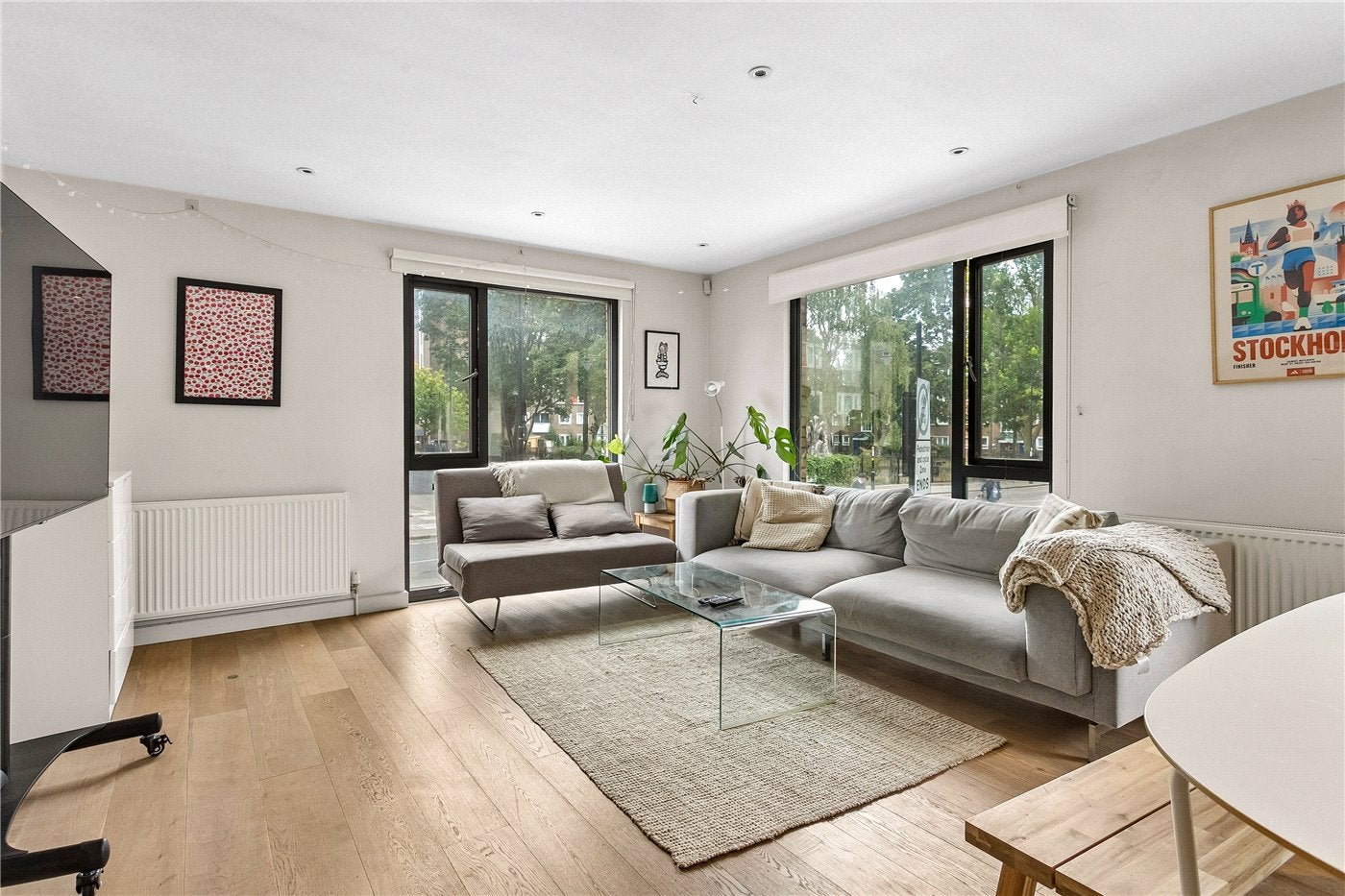 Flat Rotherfield Street in Greater London