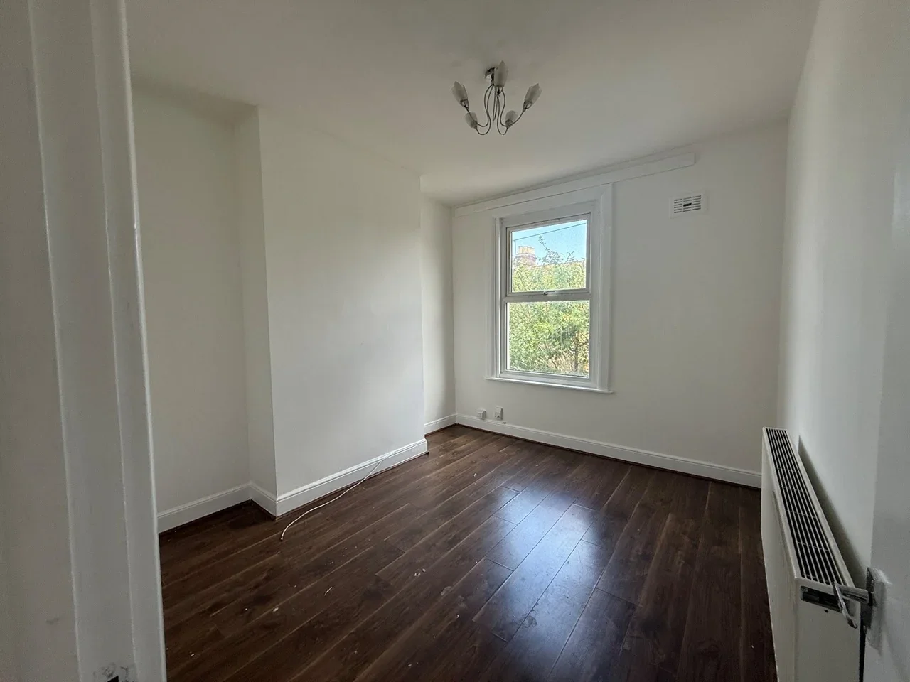 Flat Fairfield Road in Greater London