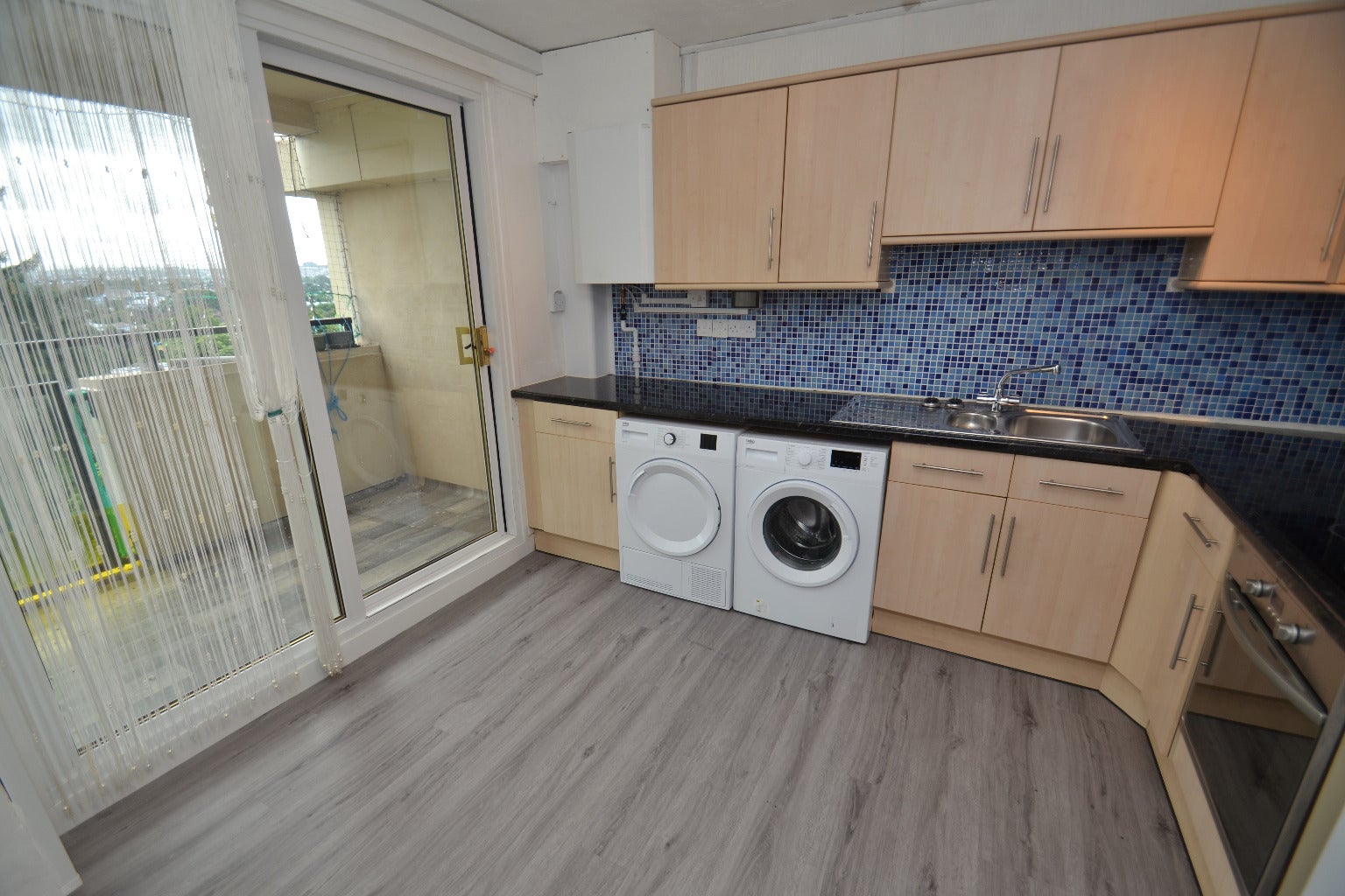Flat Hillpark Drive in Glasgow