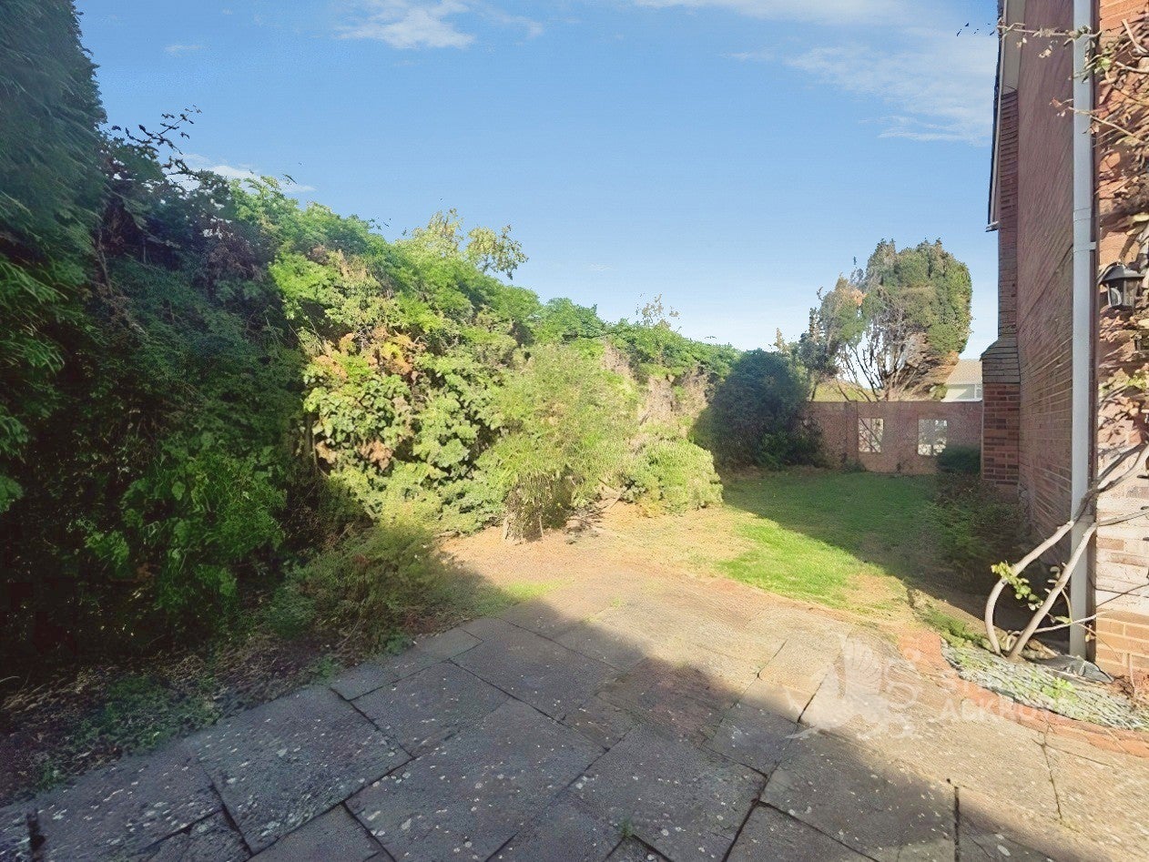 House Elizabethan Gardens in Bassetlaw