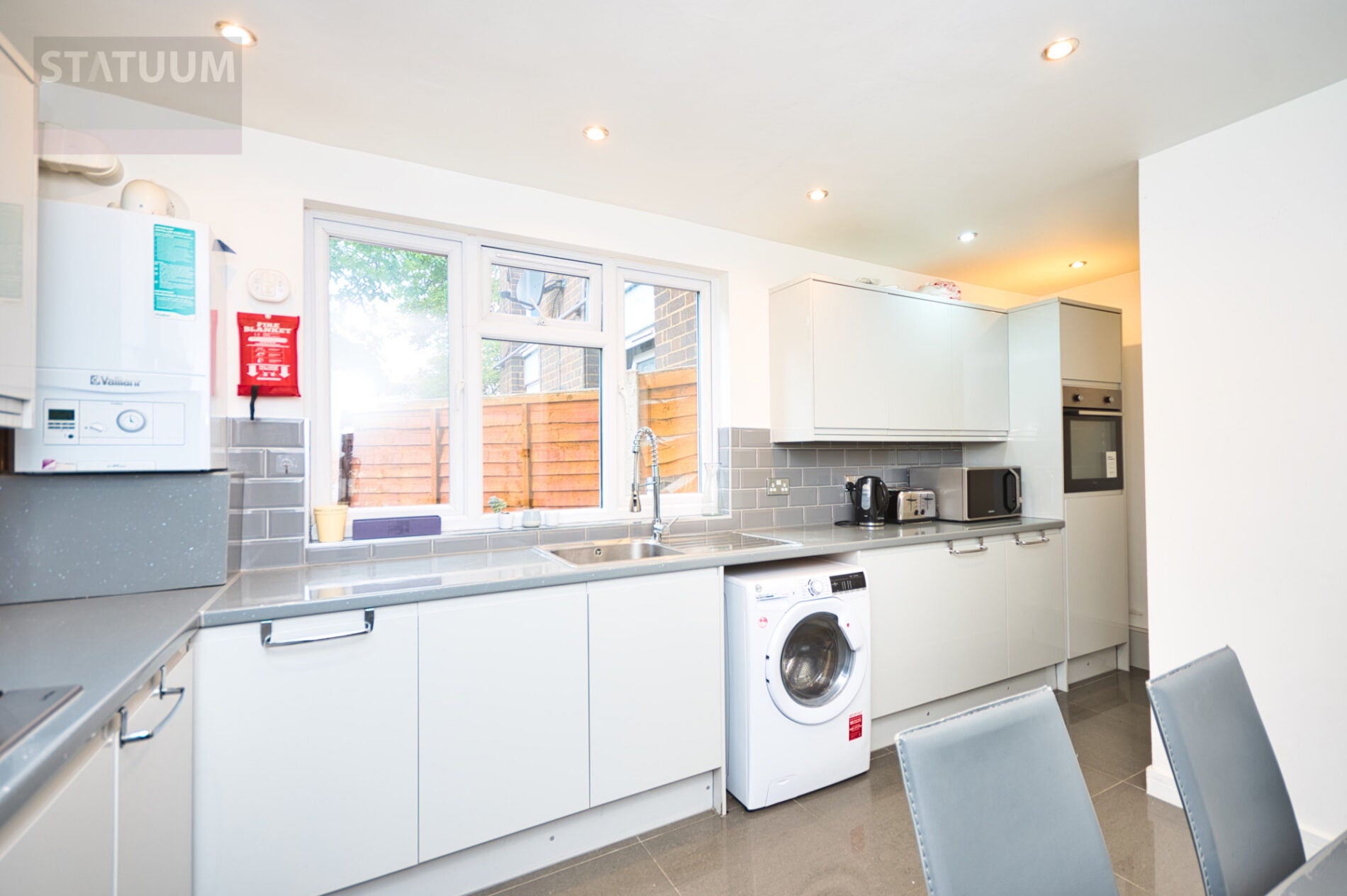 Room Gernon Road in London
