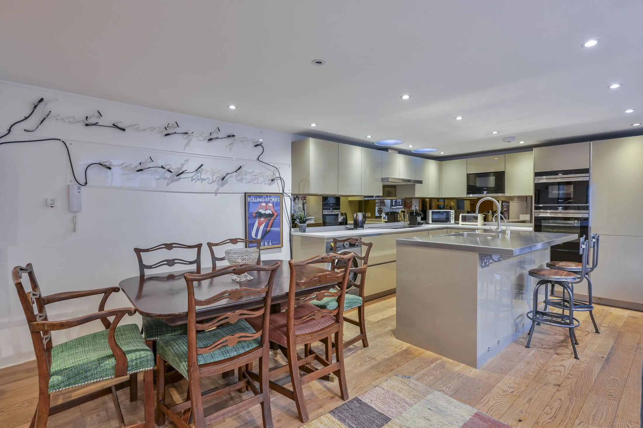House College Place in Greater London